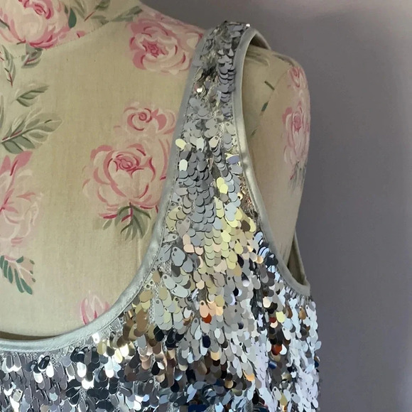JS boutique silver sequin dress size 8 - Picture 5 of 15